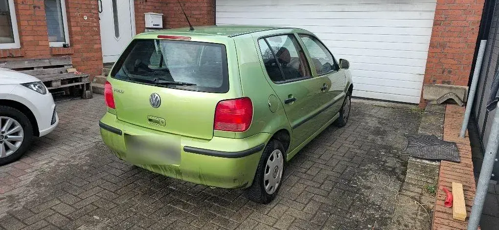 Gebraucht VW Polo Basis 60 PS (44 kW) 2000 Grün Limousine