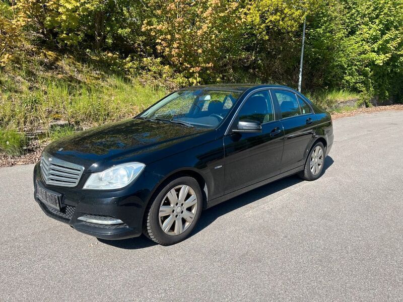 Gebraucht Mercedes C200 136 PS (100 kW) 2011 Schwarz Limousine