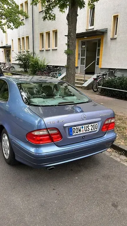 Gebraucht Mercedes CLK200 136 PS (100 kW) 1999 Blau Coupé