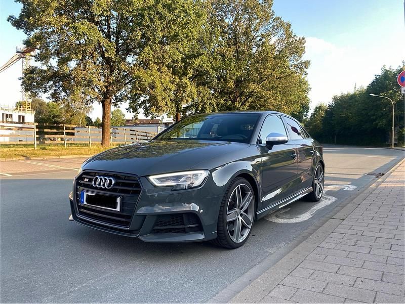 Gebraucht Audi S3 310 PS (228 kW) 2018 Grau Limousine