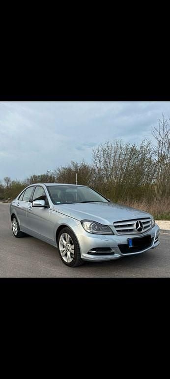 Gebraucht Mercedes C350 Avantgarde 265 PS (194 kW) 2013 Silber Limousine
