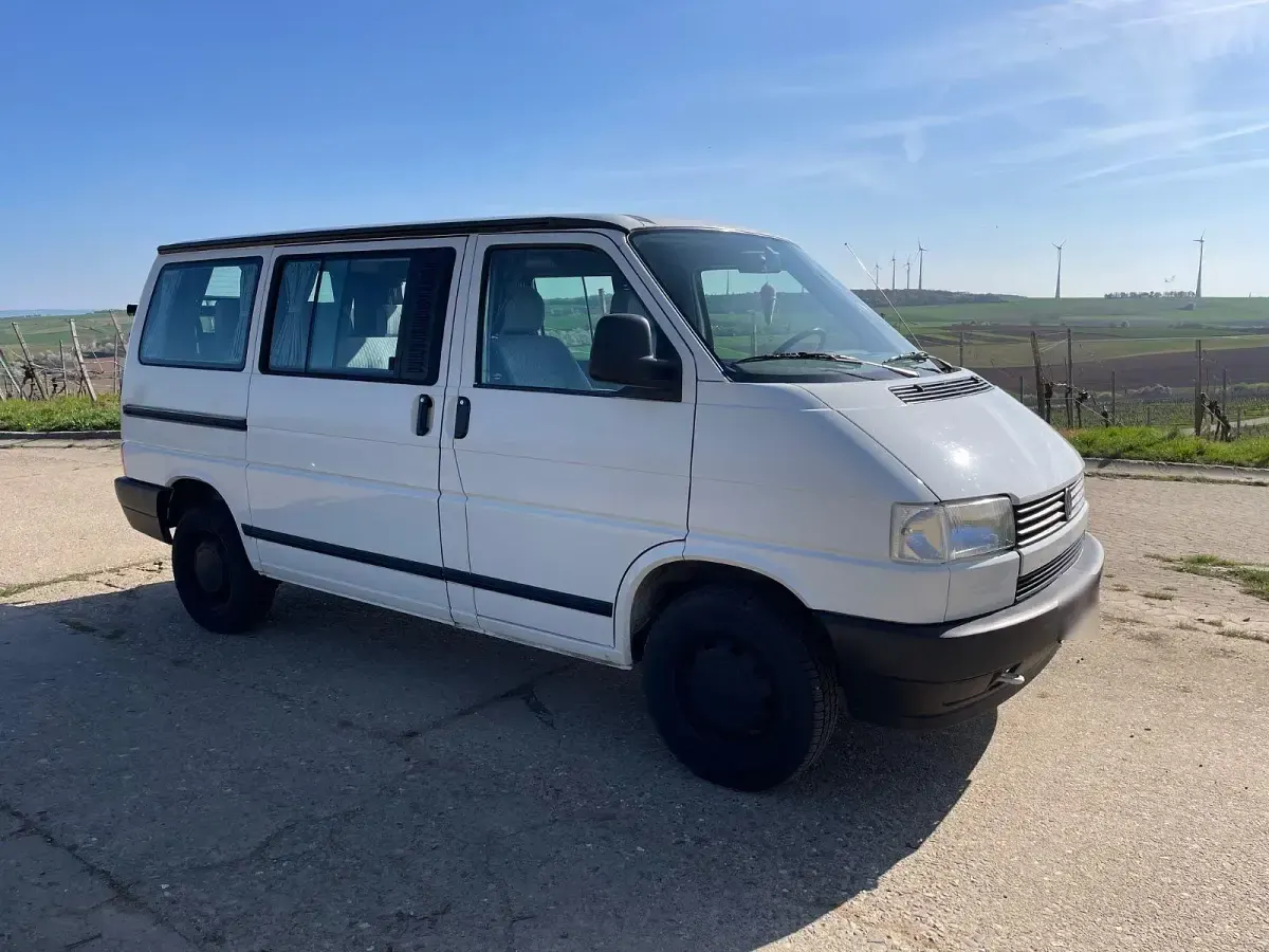 Gebraucht VW Multivan 77 PS (56 kW) 1992 Weiß Van / Kleinbus