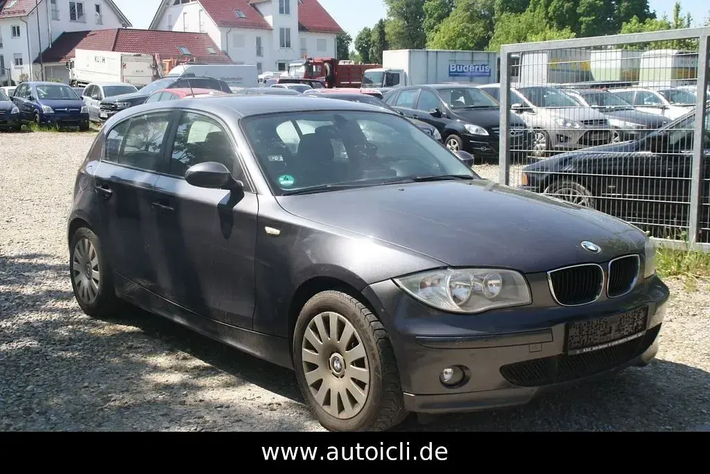 Gebraucht BMW 120 Advantage 163 PS (119 kW) 2005 Grau Kleinwagen