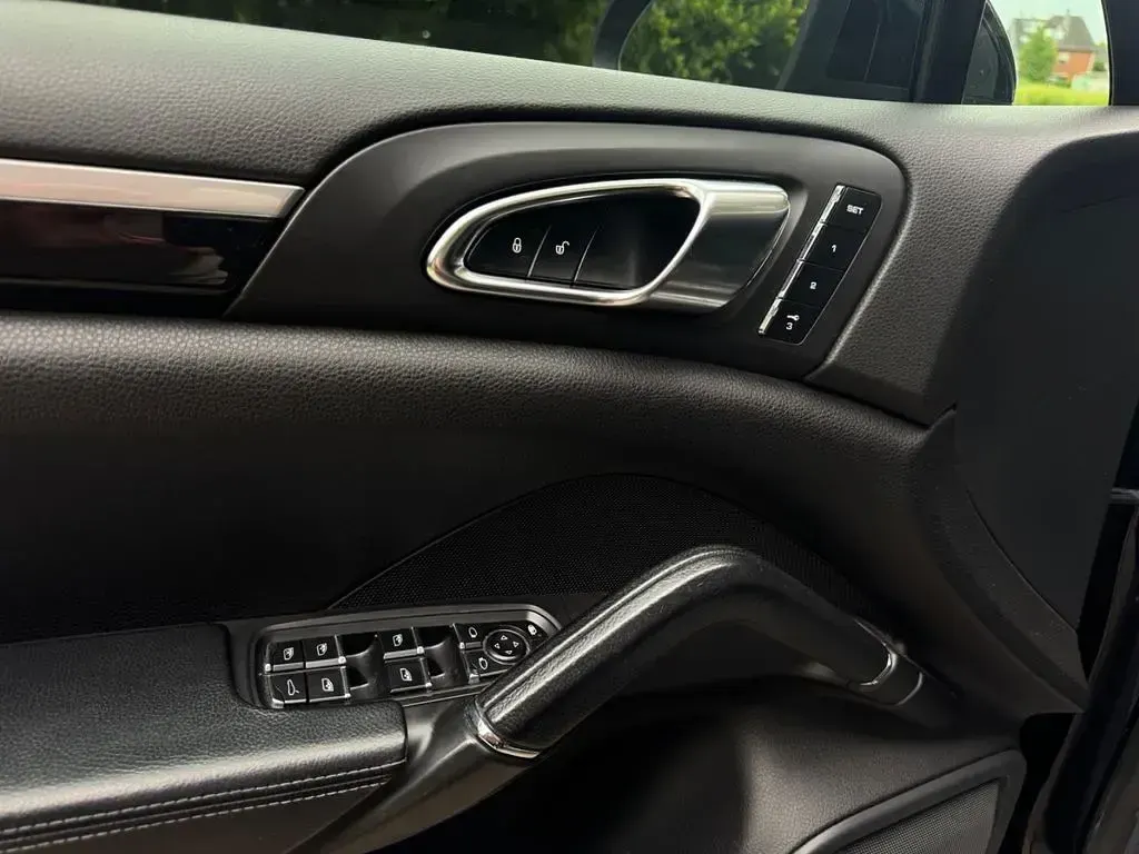 Gebraucht Porsche Cayenne S 382 PS (280 kW) 2013 Schwarz SUV