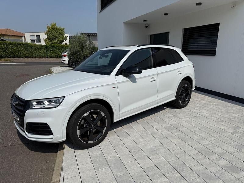 Weiß Gebraucht 2019 Audi Q5 S-Line SUV | 29.500 € (Guter Preis) - Bild 1/4