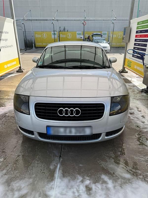 Silber Gebraucht 1999 Audi TT Coupé | 2.400 € (Fairer Preis) - Bild 1/4