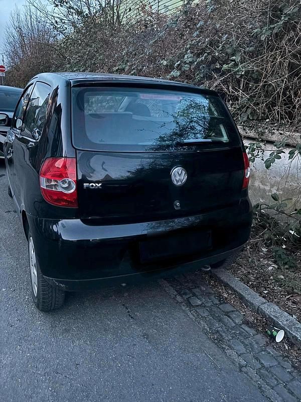 Gebraucht VW Fox 55 PS (40 kW) 2006 Schwarz Kleinwagen