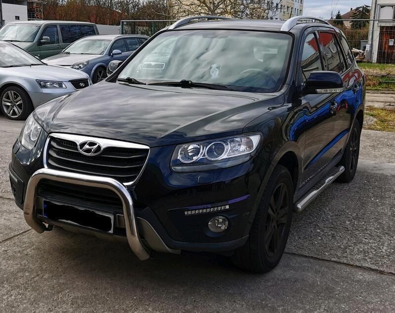 Schwarz Gebraucht 2011 Hyundai Santa Fe SUV | 9.500 € (Etwas zu teuer) - Bild 1/4
