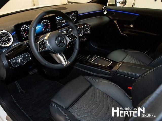 Neu Mercedes CLA200 163 PS (119 kW) 2025
