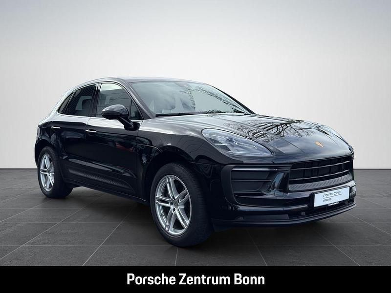 Gebraucht Porsche Macan 265 PS (194 kW) 2024 Schwarz SUV
