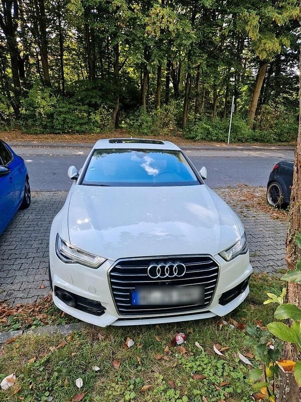 Weiß Gebraucht 2019 Audi A6 Comfort Limousine | 16.800 € (Superpreis) - Bild 1/4