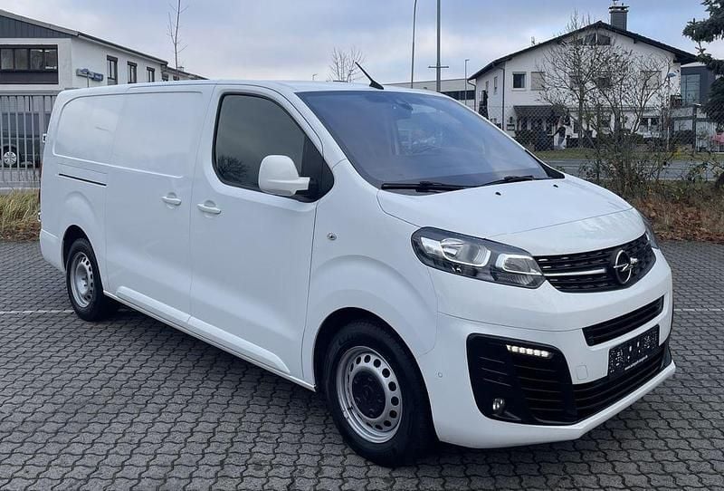 Weiß Gebraucht 2021 Opel Vivaro Van / Kleinbus | 16.780 € (Guter Preis) - Bild 1/4