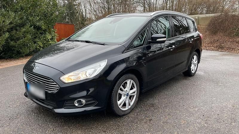 Gebraucht Ford S-MAX S 190 PS (139 kW) 2017 Schwarz Van / Kleinbus