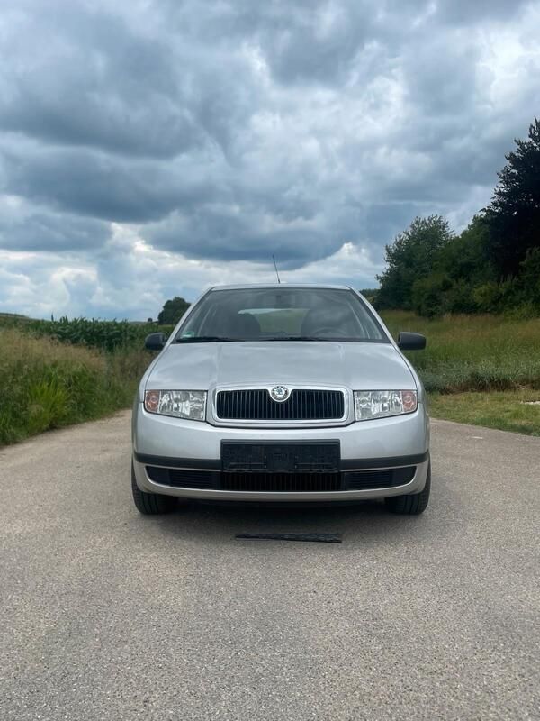 Silber Gebraucht 2003 Skoda Fabia Kleinwagen | 1.200 € (Guter Preis) - Bild 1/4