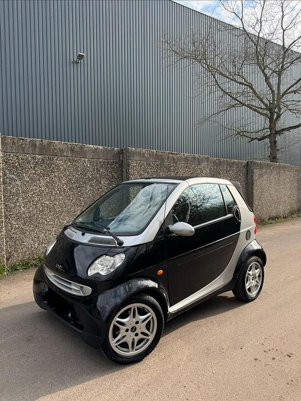Gebraucht Smart ForTwo Cabrio 61 PS (44 kW) 2002 Schwarz Cabrio