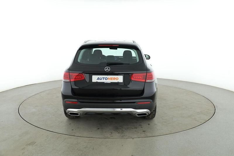 Second-hand Mercedes GLC200 2019 Negru SUV