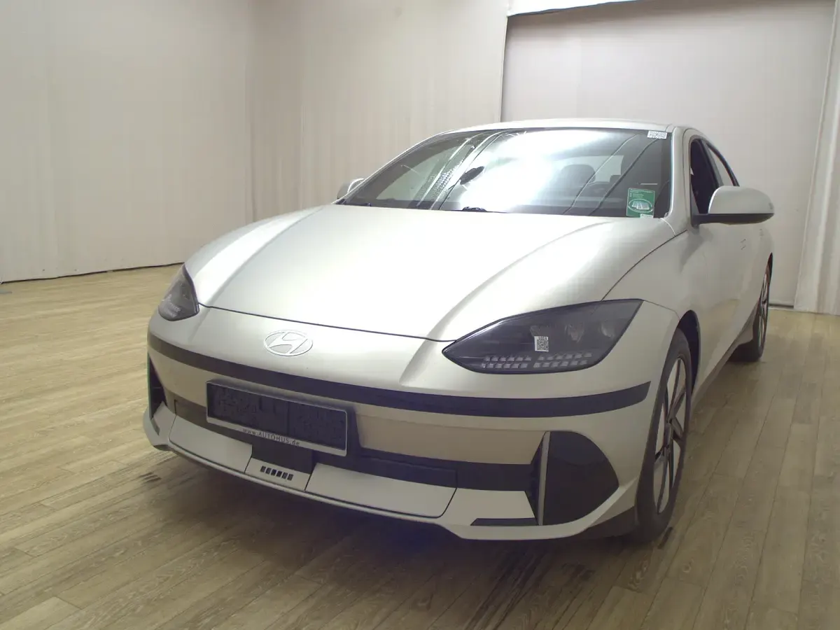 Gebraucht Hyundai Ioniq 6 111 kW (151 PS) 2023 Gold Limousine