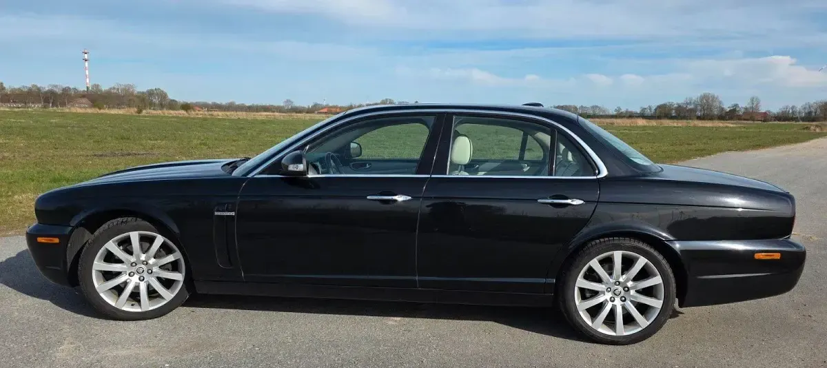 Gebraucht Jaguar XJ8 Sovereign 298 PS (219 kW) 2007 Schwarz Limousine