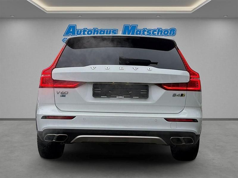 Gebraucht Volvo V60 CC Pro 197 PS (144 kW) 2020 Weiß Kombi