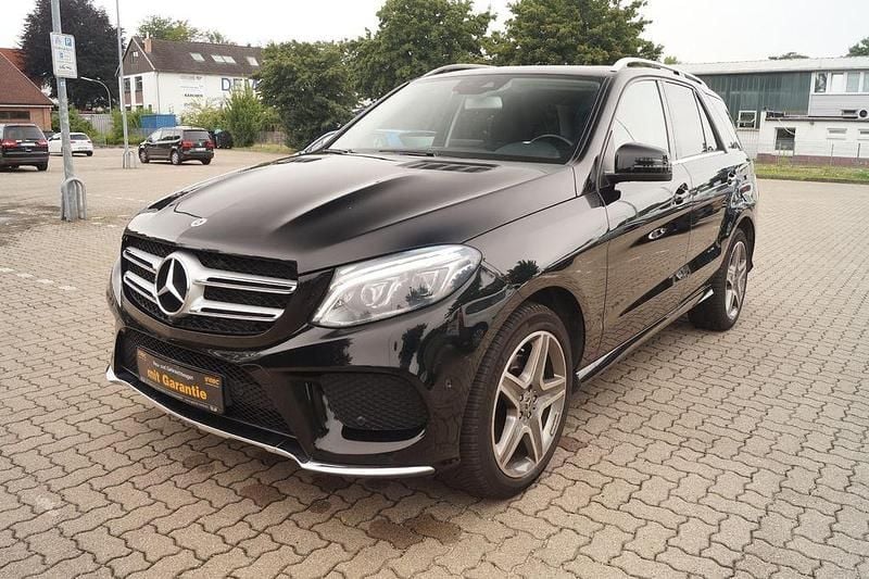 Schwarz Gebraucht 2018 Mercedes GLE350 AMG SUV | 37.500 € (Fairer Preis) - Bild 1/4