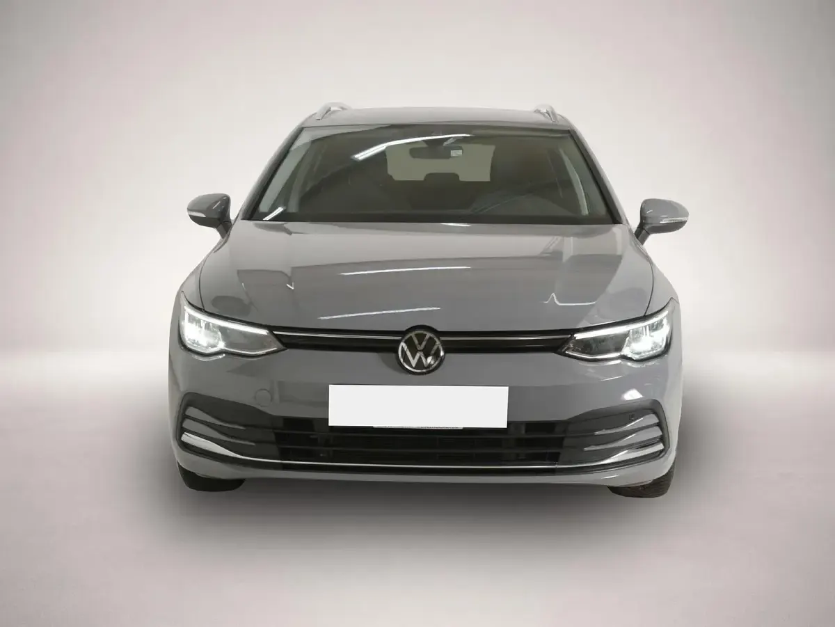Gebraucht VW Golf VIII Move 110 PS (80 kW) 2024 Manufacturer Kombi