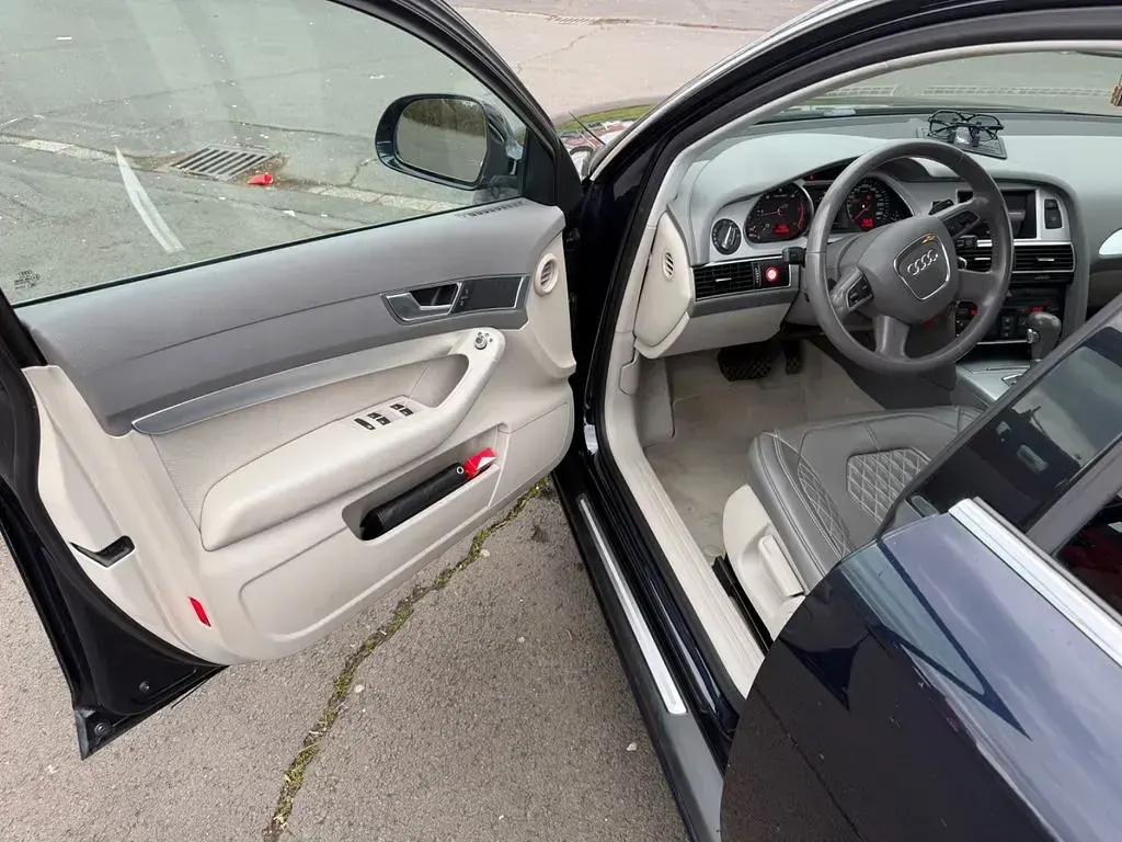 Gebraucht Audi A6 Sport 190 PS (139 kW) 2011 Blau Limousine