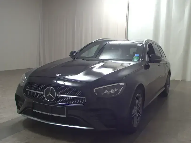 Gebraucht Mercedes E300 AMG line 320 PS (235 kW) 2022 Schwarz Limousine