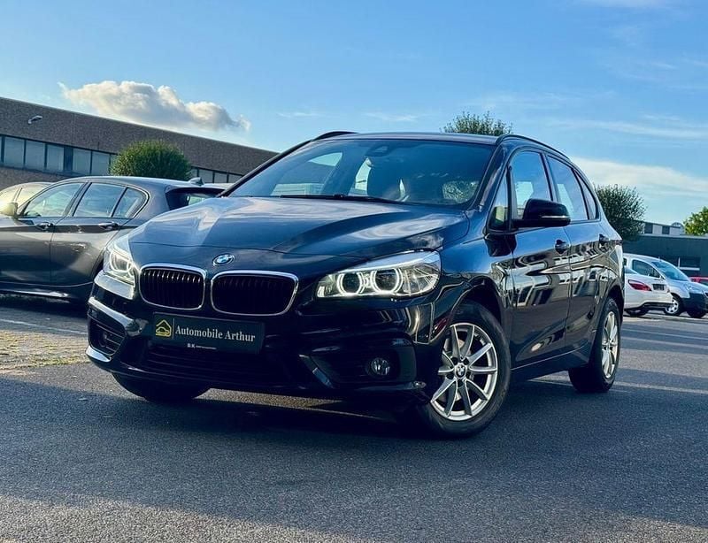 Schwarz Gebraucht 2018 BMW 218 Advantage Van / Kleinbus | 13.990 € (Superpreis) - Bild 1/4