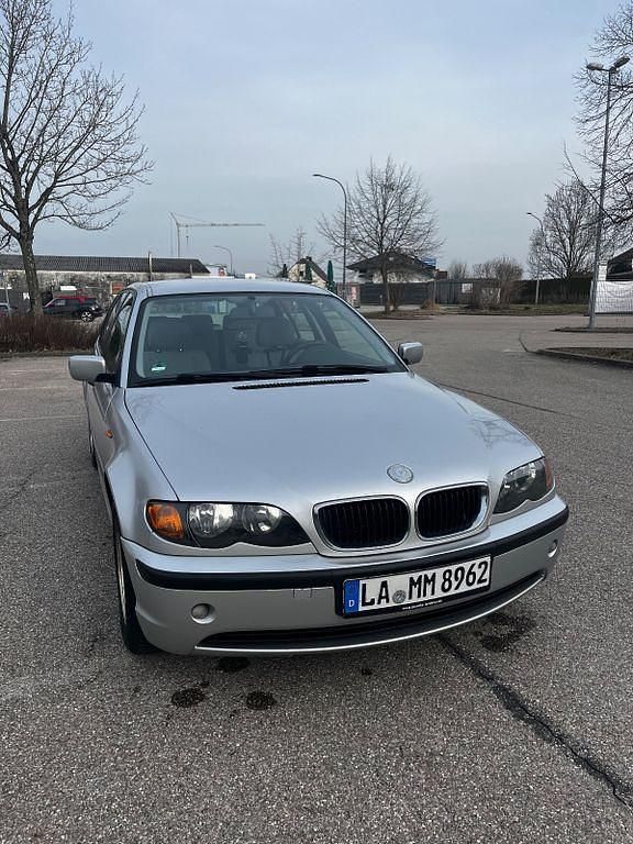 Gebraucht BMW 316 116 PS (85 kW) 2004 Silber Kombi