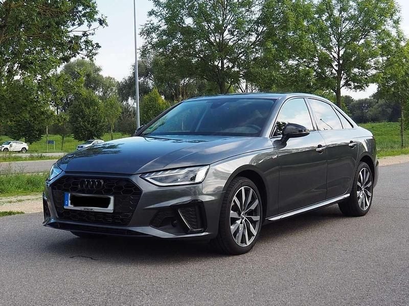 Grau Gebraucht 2020 Audi A4 S-Line Limousine | 25.200 € (Guter Preis) - Bild 1/4