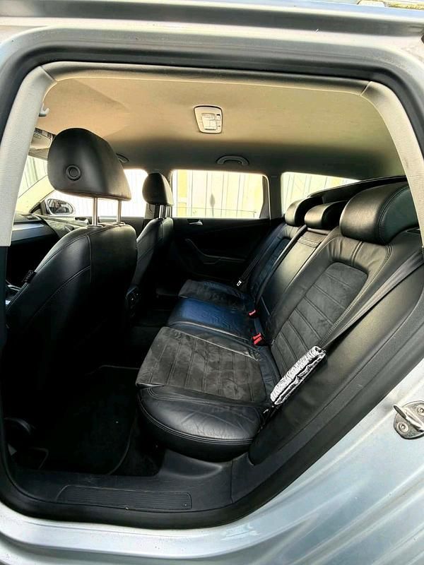 Gebraucht VW Passat 170 PS (125 kW) 2009 Blau Kombi