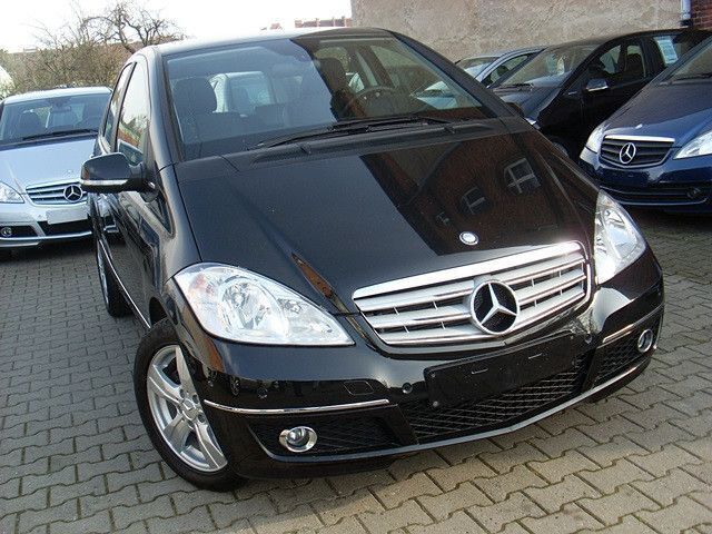 Gebraucht Mercedes A160 Avantgarde 95 PS (69 kW) 2011 Schwarz Van / Kleinbus