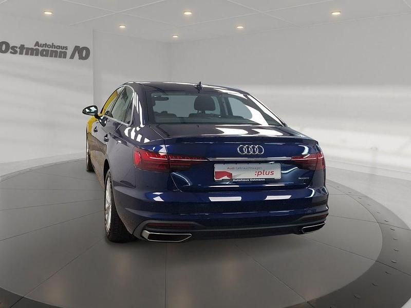 Gebraucht Audi A4 204 PS (150 kW) 2022 Navarrablau metallic Limousine