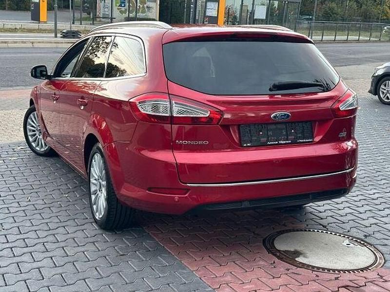 Gebraucht Ford Mondeo Business Edition 163 PS (119 kW) 2014 Rot Kombi