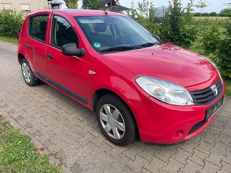 Gebraucht Dacia Sandero 75 PS (55 kW) 2010 Rot Kleinwagen