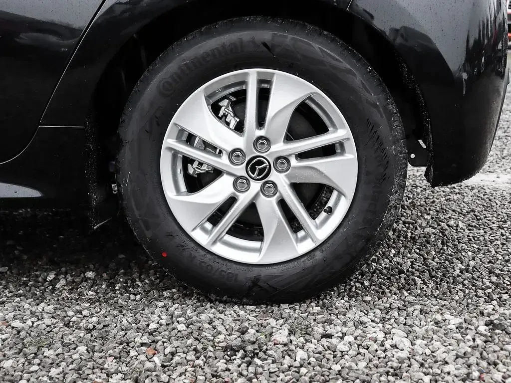 Gebraucht Mazda 2 Center-Line 116 PS (85 kW) 2025 Schwarz Kleinwagen