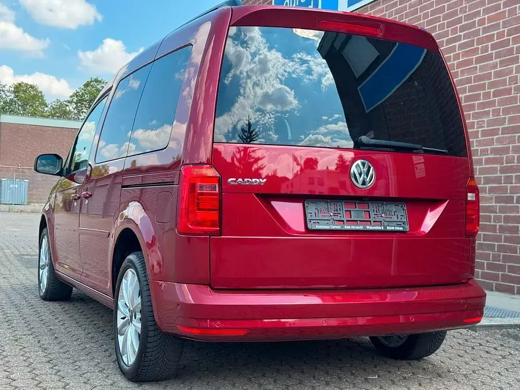 Gebraucht VW Caddy Comfortline 150 PS (110 kW) 2020 Rot Van / Kleinbus