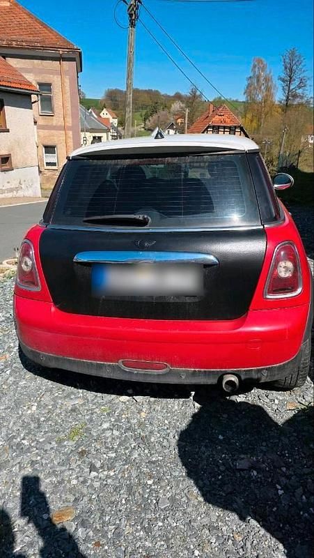 Second-hand Mini ONE 120 CP (88 kW) 2007 Roșu Hatchback