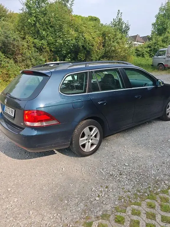 Gebraucht VW Golf VI Trendline 102 PS (75 kW) 2010 Blau Kombi