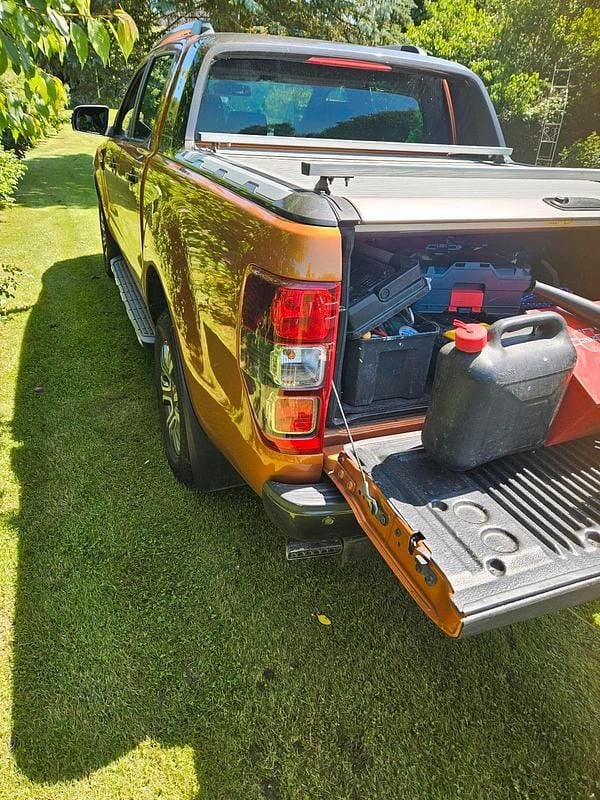 Gebraucht Ford Ranger Wildtrack 200 PS (147 kW) 2019 Orange Pickup