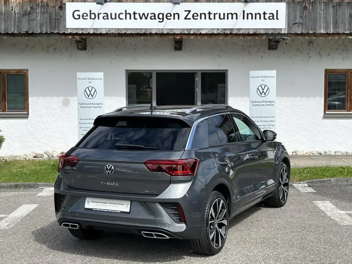 Gebraucht VW T-Roc R-line 190 PS (139 kW) 2025 Grau SUV