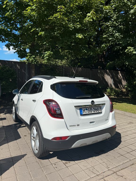 Weiß Gebraucht 2017 Opel Mokka X Innovation SUV | 14.200 € (Fairer Preis) - Bild 1/4