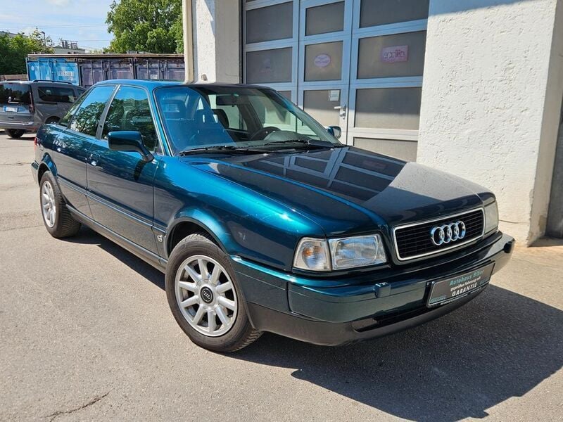 Grün Gebraucht 1995 Audi 80 Limousine | 8.900 € - Bild 1/4