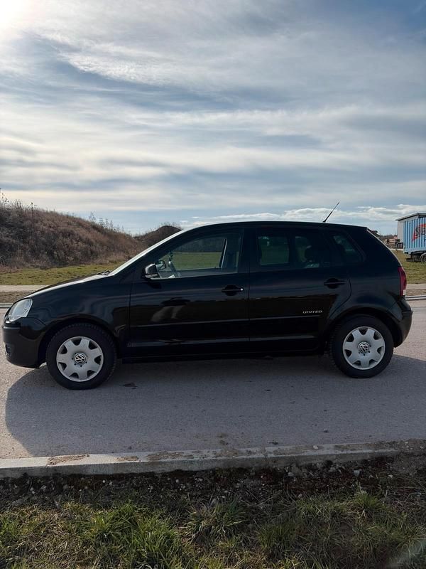 Gebraucht VW Polo Trendline 68 PS (50 kW) 2008 Schwarz Kleinwagen