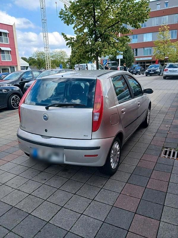 Gebraucht Fiat Punto 95 PS (69 kW) 2004 Silber Kleinwagen