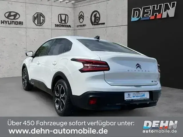 Gebraucht Citroën e-C4 Shine 100 kW (136 PS) 2023 Weiß Limousine