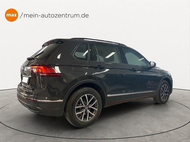 Gebraucht VW Tiguan 150 PS (110 kW) 2023 Grau SUV