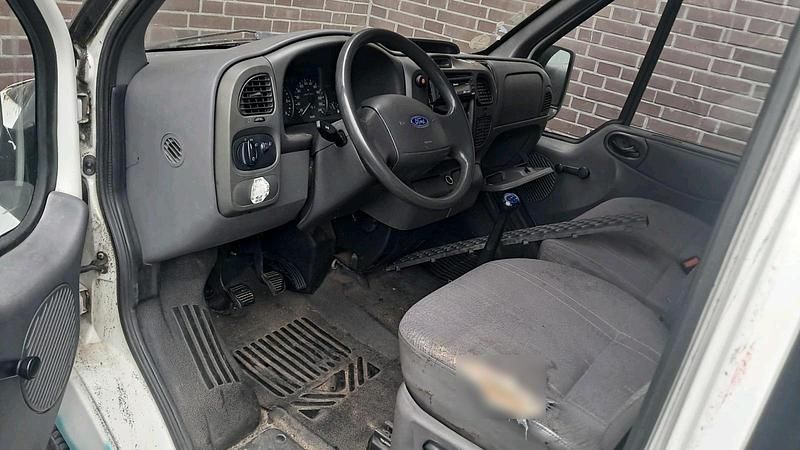 Gebraucht Ford Transit 100 PS (73 kW) 2002 Van / Kleinbus