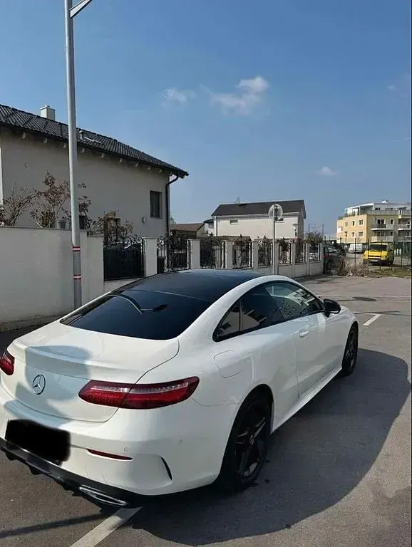 Używany Mercedes E220 194 KM (142 kW) 2018 Coupe