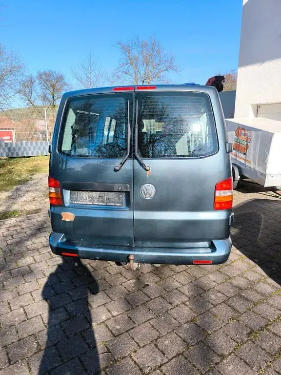 Gebraucht VW T5 170 PS (125 kW) 2004 Grau Van